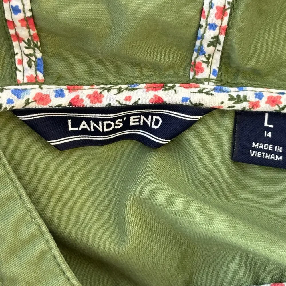 Lands End good preowned